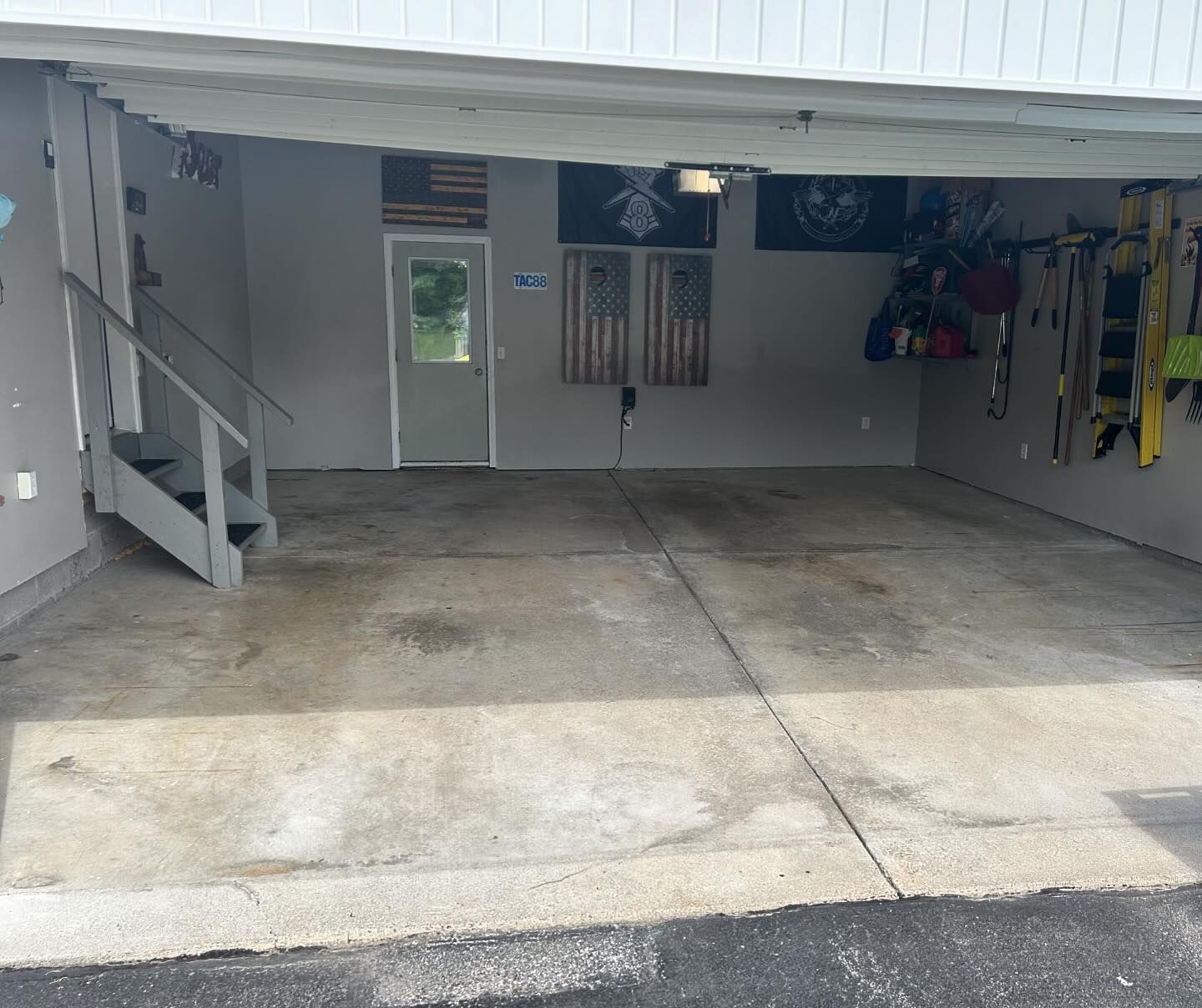 Top Signs your garage floor needs refinishing